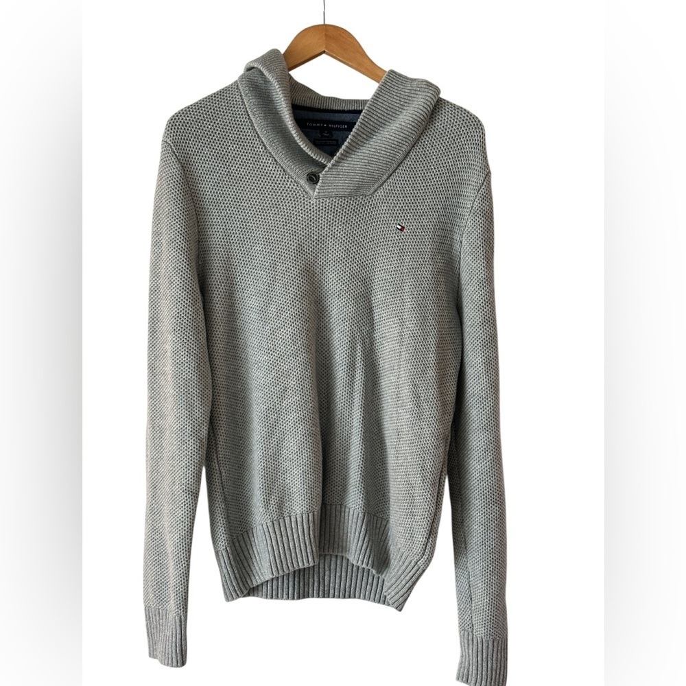 Tommy Hilfiger Men's V-Neck Gray Knit Sweater Cotton/Wool Blend - Picture 1 of 5
